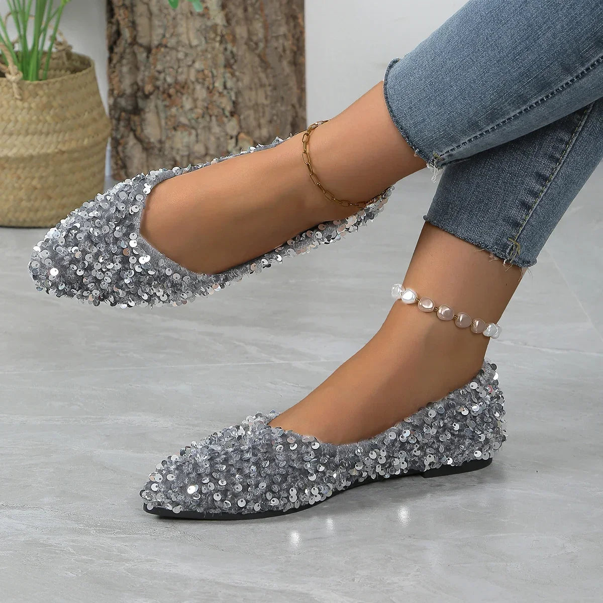 Ladies’ Casual Flats – Light, Soft Sole Pointed Toe Shoes