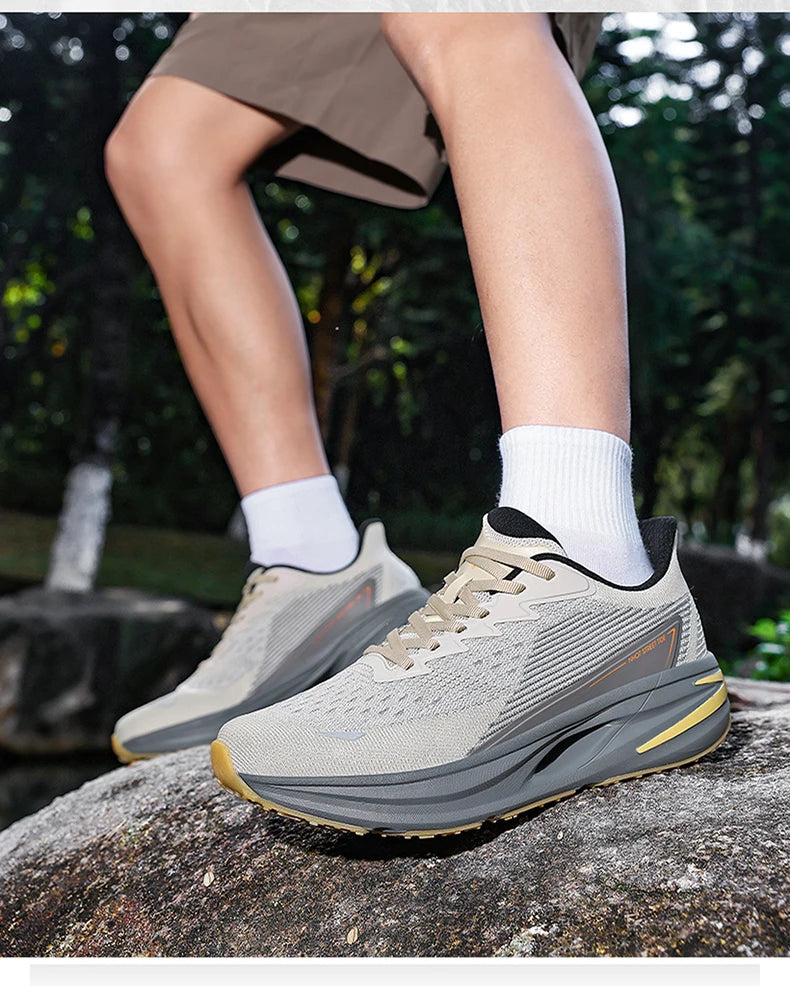 Carbon Plate Running Shoes – Lightweight Marathon Sneakers for Men & Women, Breathable Athletic Non-Slip Sports Shoes