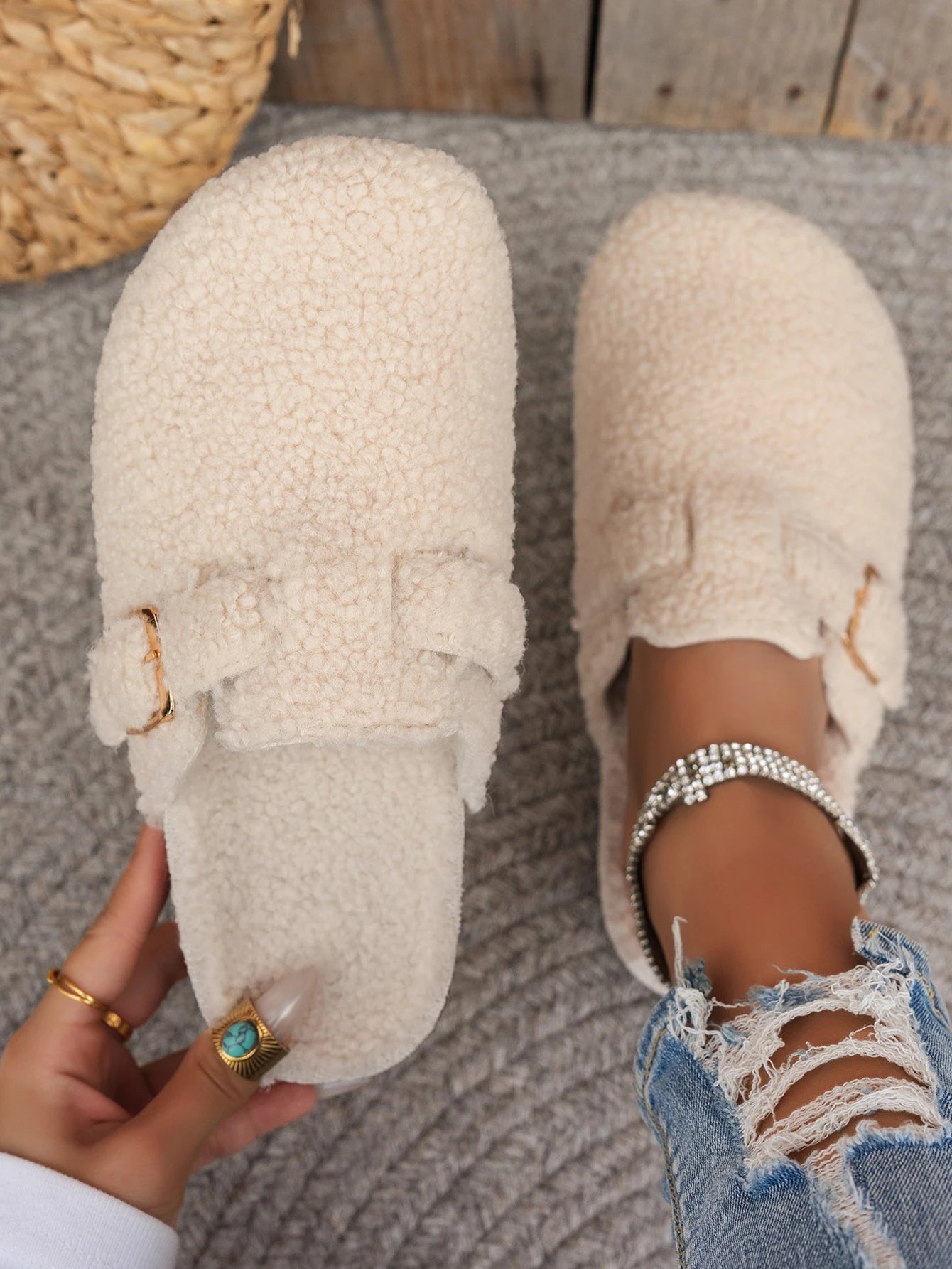 Ladies’ Trendy Brown Shoes – Indoor & Outdoor Comfort