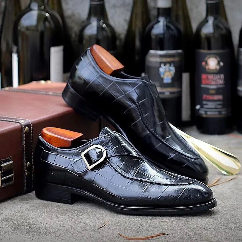 Men’s Business Oxford Shoes – Retro Carved Leather, Large Size