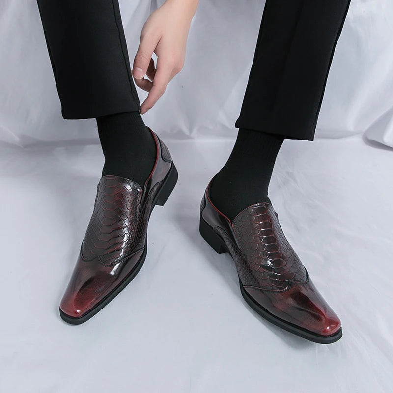Men’s Shiny Leather Chelsea Shoes – Elegant & Versatile Footwear