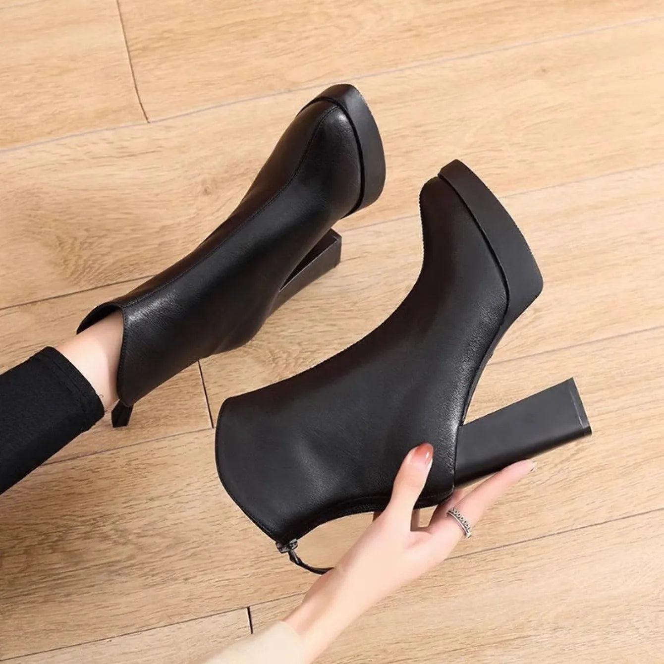 Women’s Luxury Leather Boots – Super High Heel Shoes