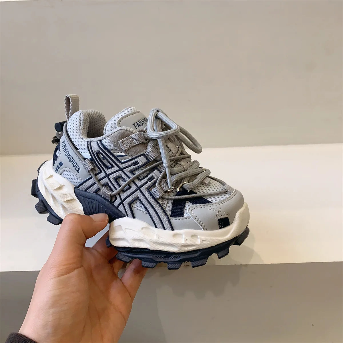 2025 Spring Kids’ Korean-Style Mesh Sneakers