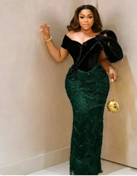 Women’s Black & Gold Velvet Mermaid Evening Gown – Luxury Formal Wedding & Prom Dress
