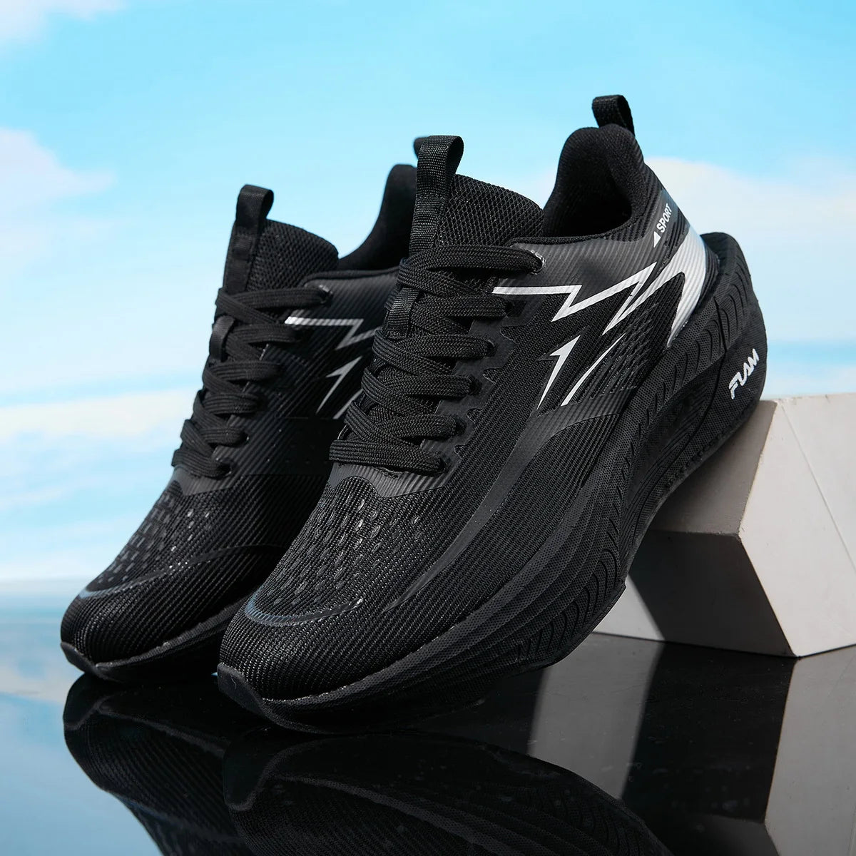 Lightweight Running Shoes – Men’s & Women’s Breathable Non-Slip Sneakers for Marathon, Walking & Outdoor Training