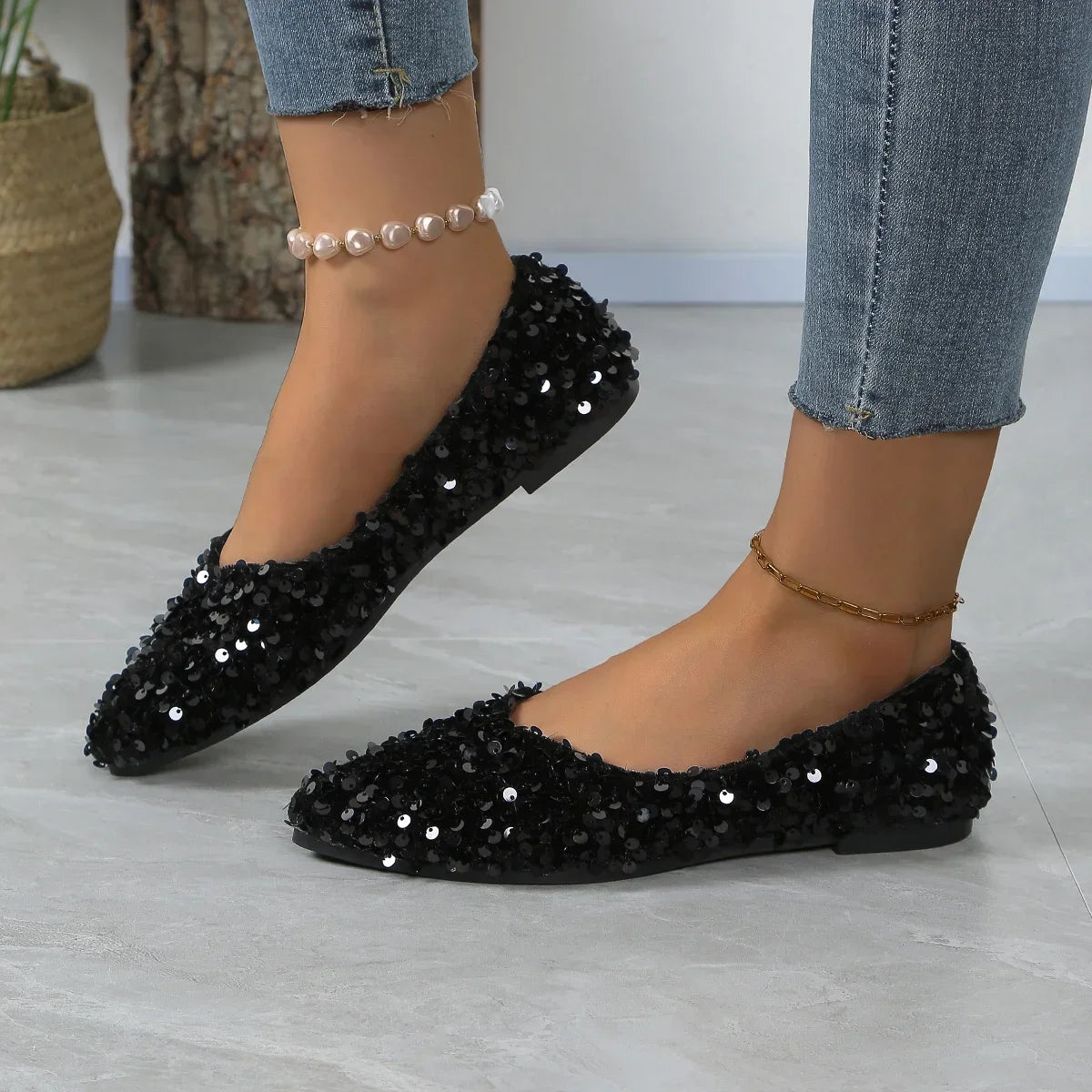 Ladies’ Casual Flats – Light, Soft Sole Pointed Toe Shoes