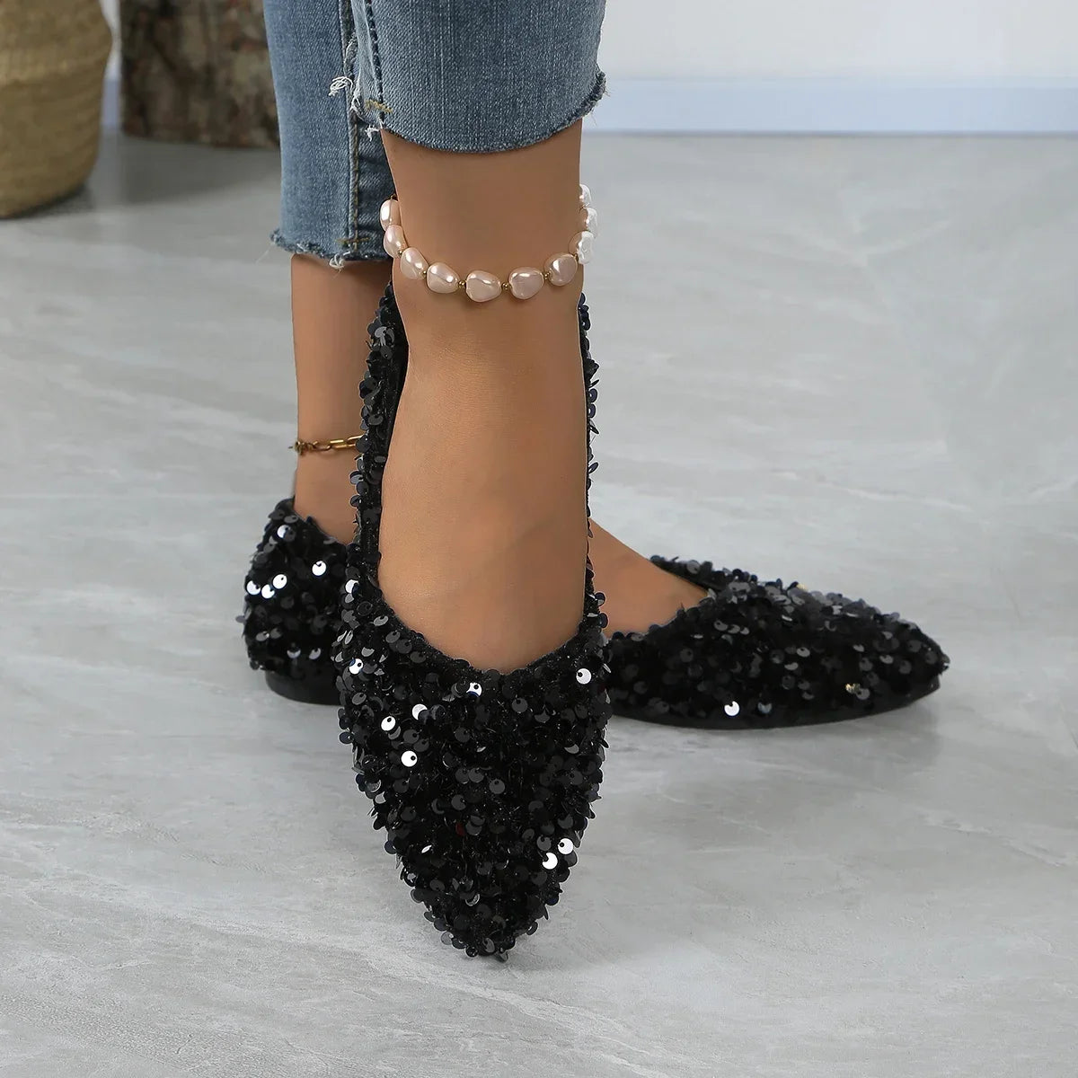 Ladies’ Casual Flats – Light, Soft Sole Pointed Toe Shoes