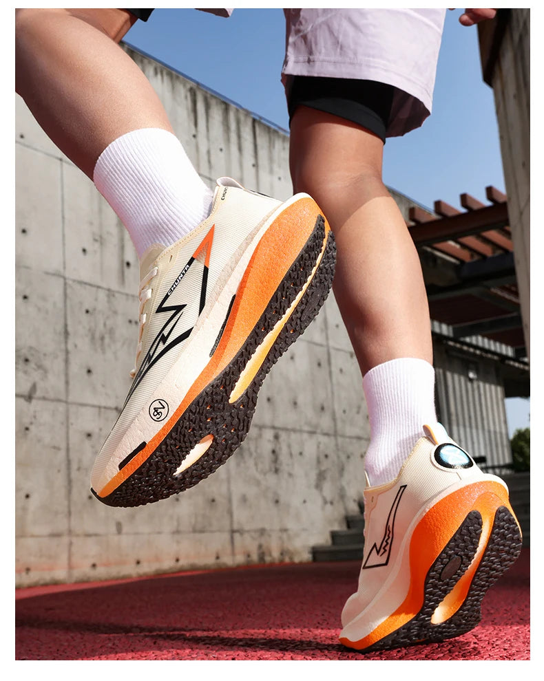 Carbon Plate Running Shoes – Lightweight Breathable Marathon Sneakers for Men & Women, Non-Slip Athletic Training Shoes
