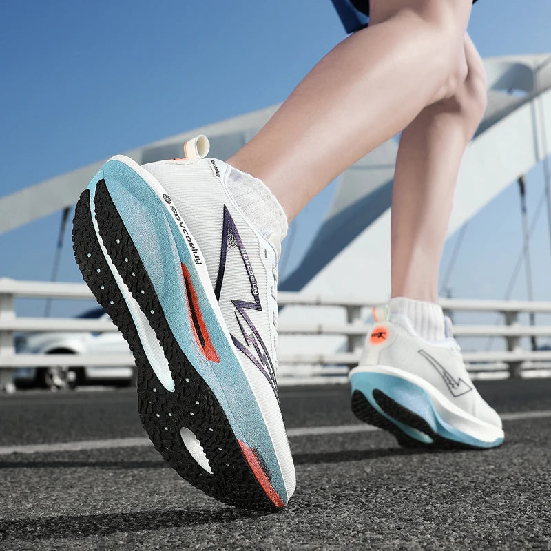 Carbon Plate Running Shoes – Lightweight Breathable Marathon Sneakers for Men & Women, Athletic Non-Slip Training Shoes