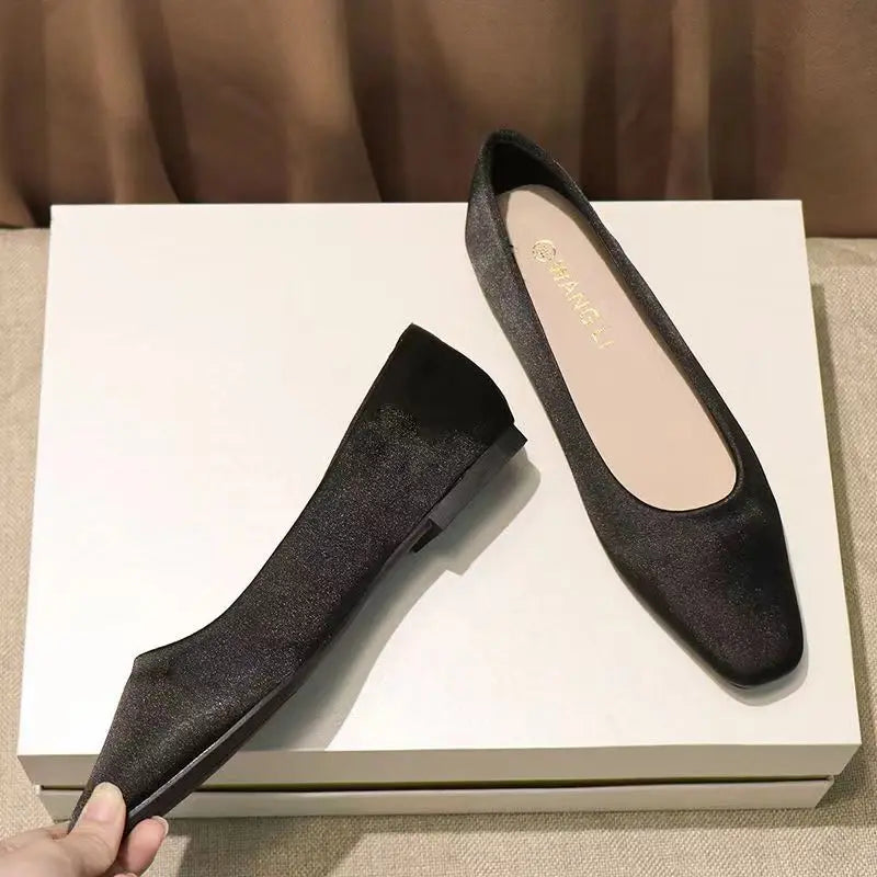 Ladies’ Chic Summer Flats – Elegant Square Toe Slip-On