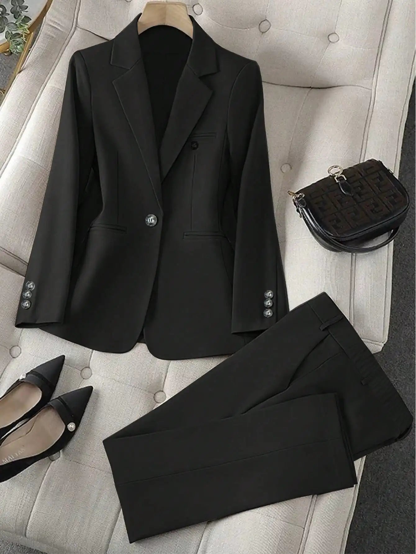 AMEHE Women’s Single-Breasted 2-Piece Suit Set