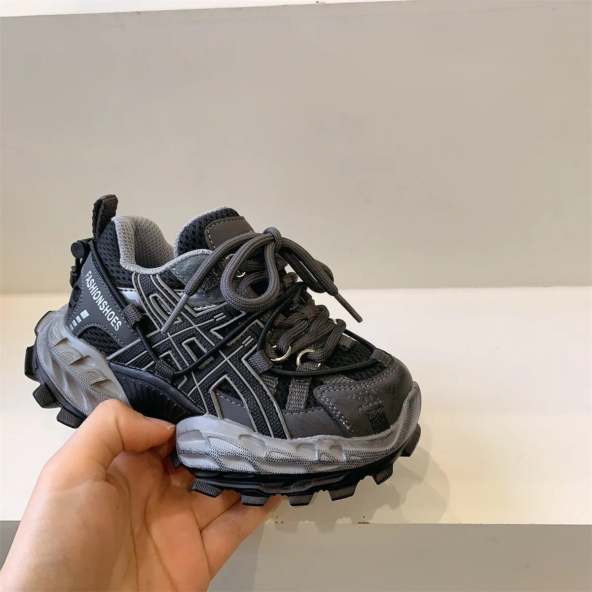2025 Spring Kids’ Korean-Style Mesh Sneakers