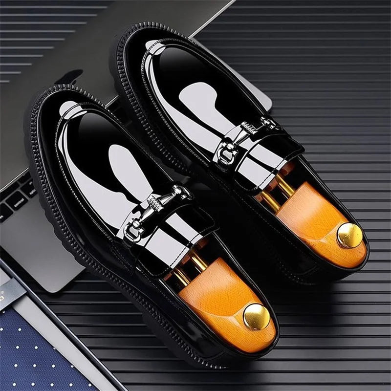 Classic Men’s Office Shoes – Shiny Round-Toe Dress Shoes
