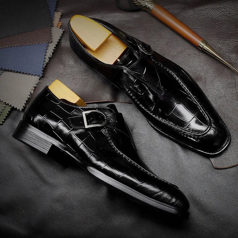Men’s Business Oxford Shoes – Retro Carved Leather, Large Size