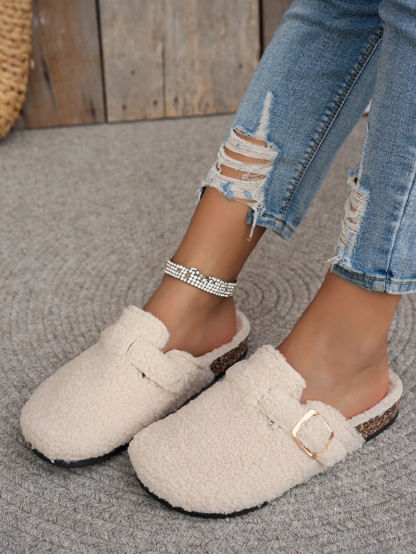 Ladies’ Trendy Brown Shoes – Indoor & Outdoor Comfort