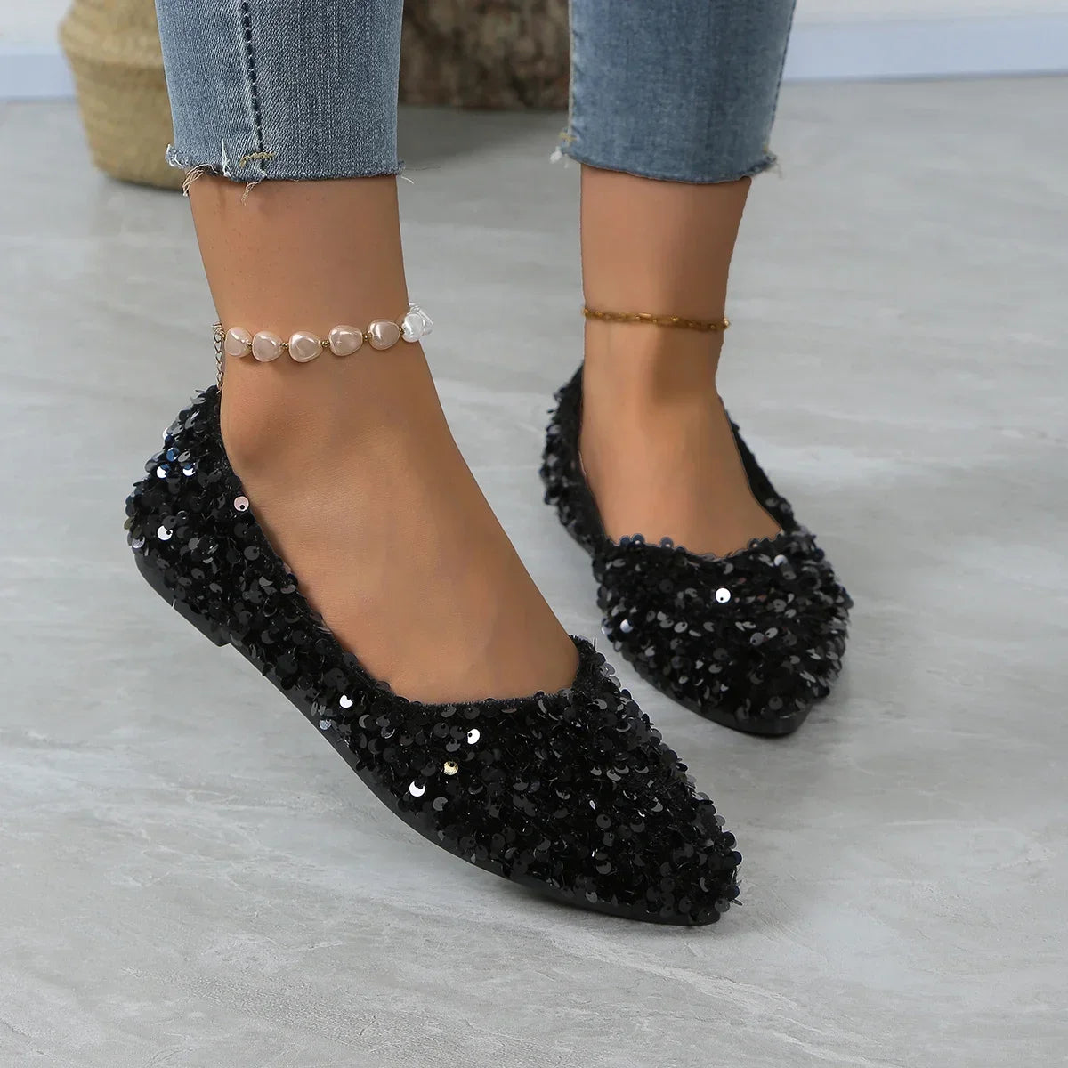 Ladies’ Casual Flats – Light, Soft Sole Pointed Toe Shoes
