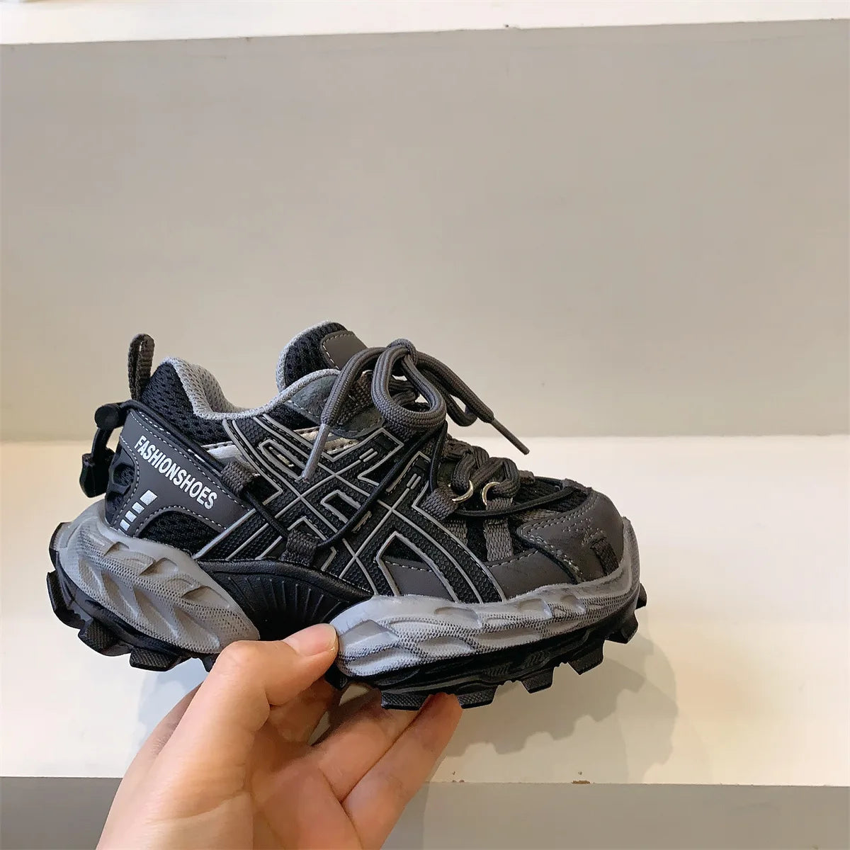 2025 Spring Kids’ Korean-Style Mesh Sneakers