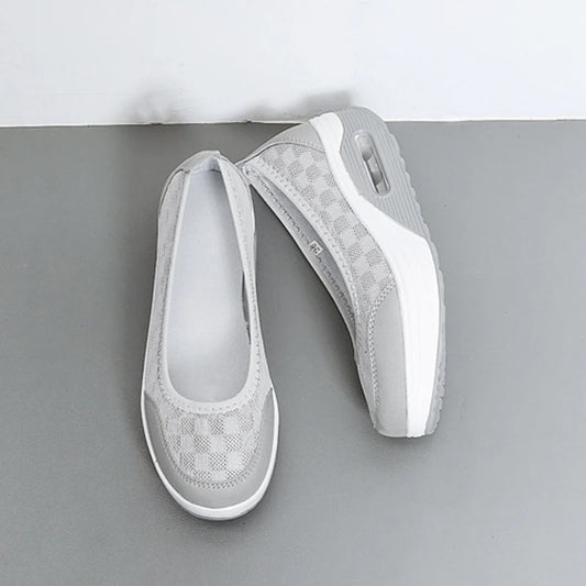 Ladies’ Wedge Platform Sneakers – Big Size Comfortable Shoes