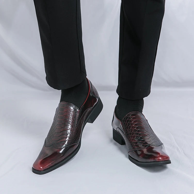 Men’s Shiny Leather Chelsea Shoes – Elegant & Versatile Footwear