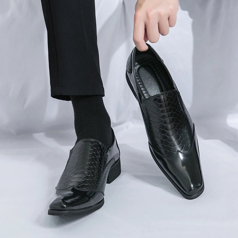 Men’s Shiny Leather Chelsea Shoes – Elegant & Versatile Footwear