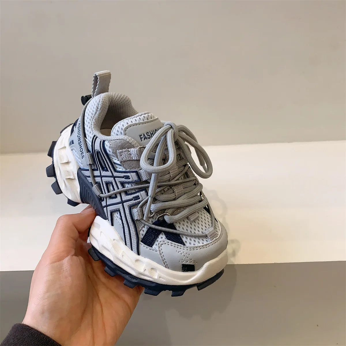 2025 Spring Kids’ Korean-Style Mesh Sneakers