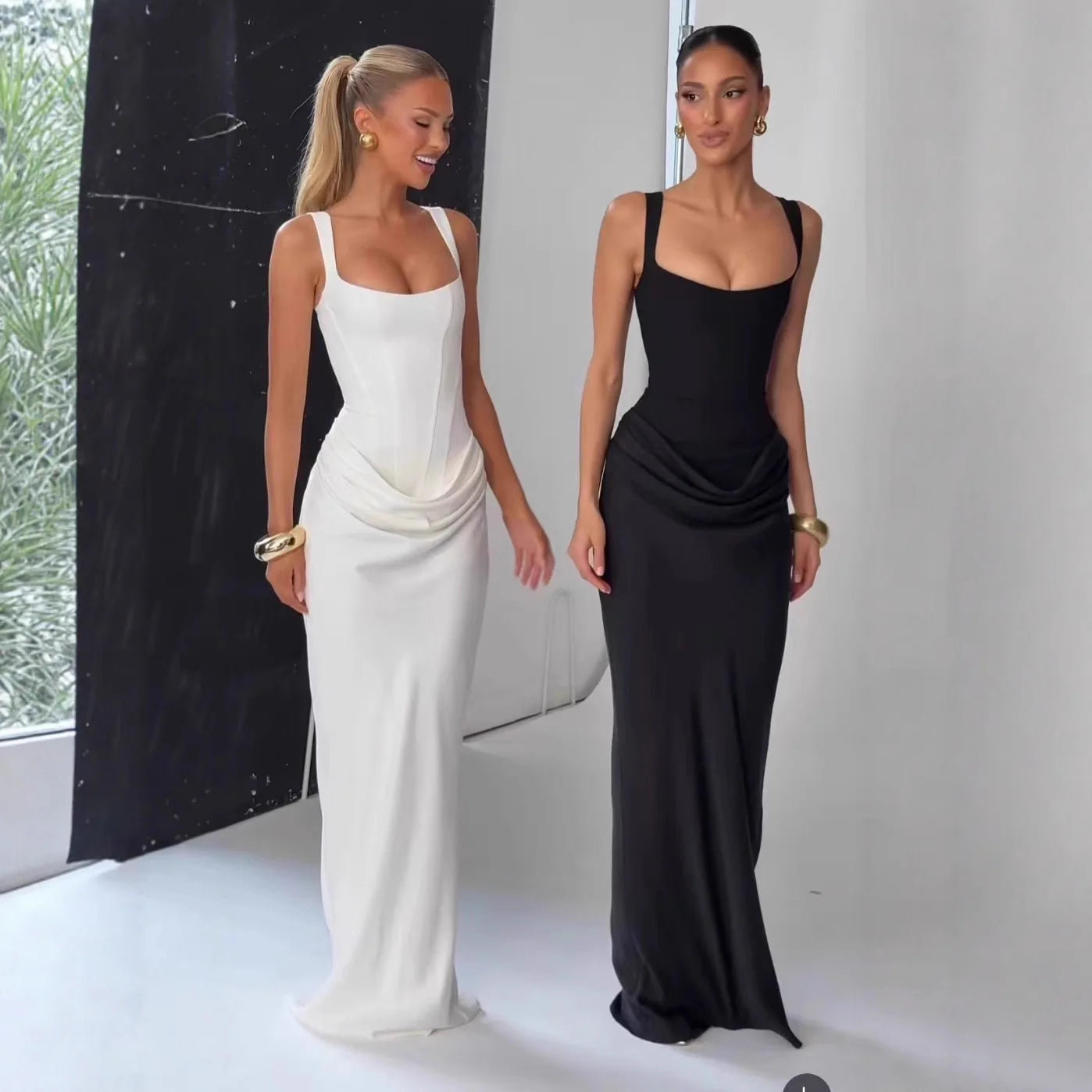 AMEHE Women's U-Neck Backless Ruched Bodycon Maxi Evening Dress